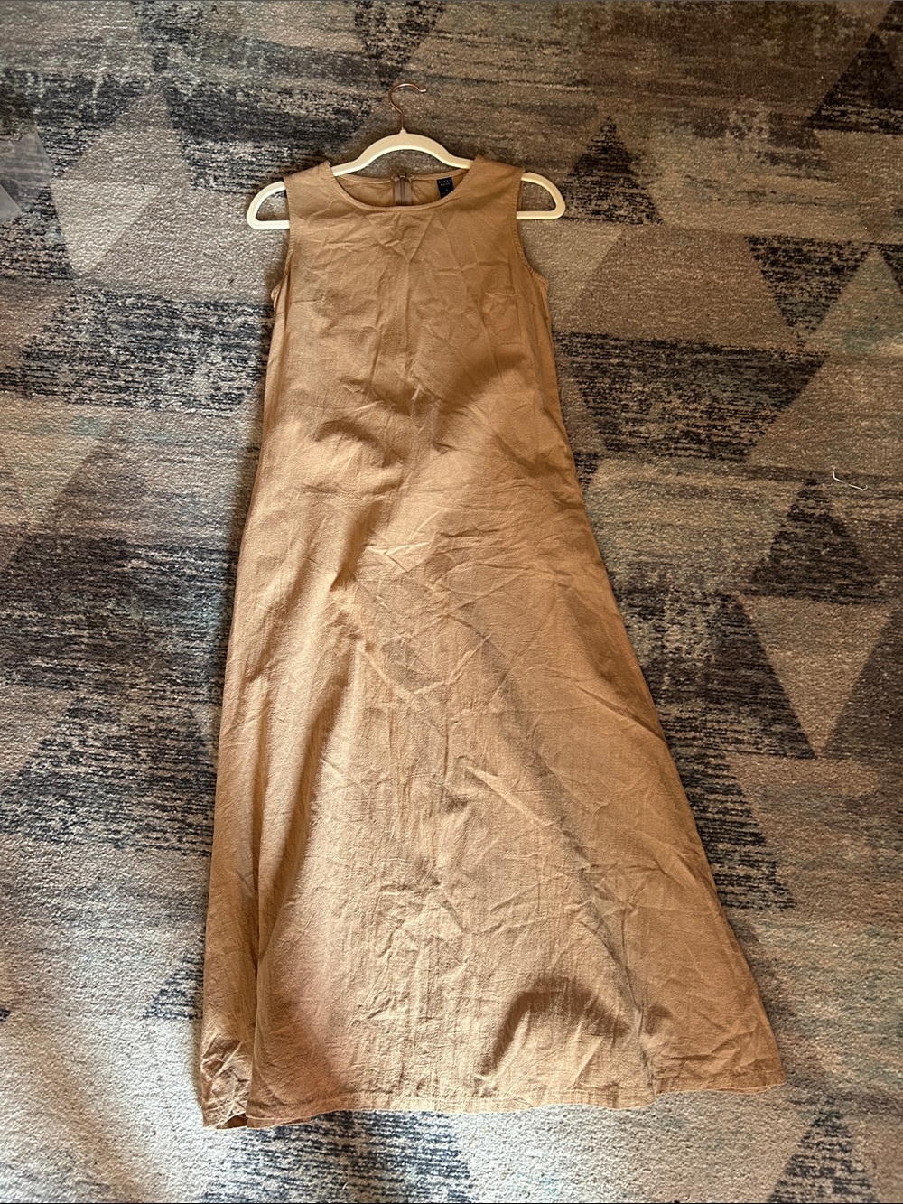Sleeveless Maxi Dress in Taupe Brown